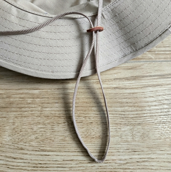 TILLEY Style Travel Hat in 7 3/4 - Picture 3 of 6